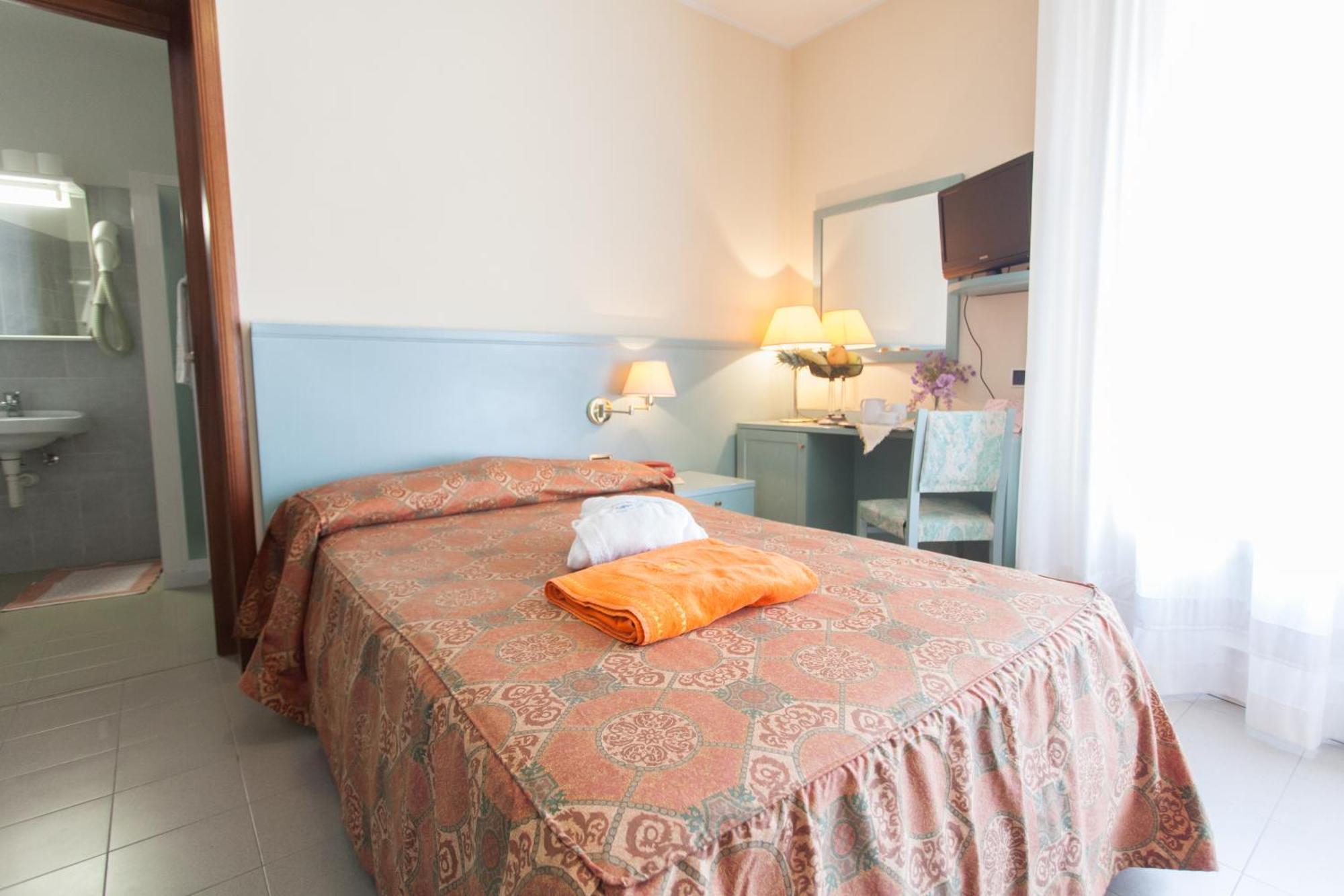 Hotel Sporting Tabiano Terme Phòng bức ảnh